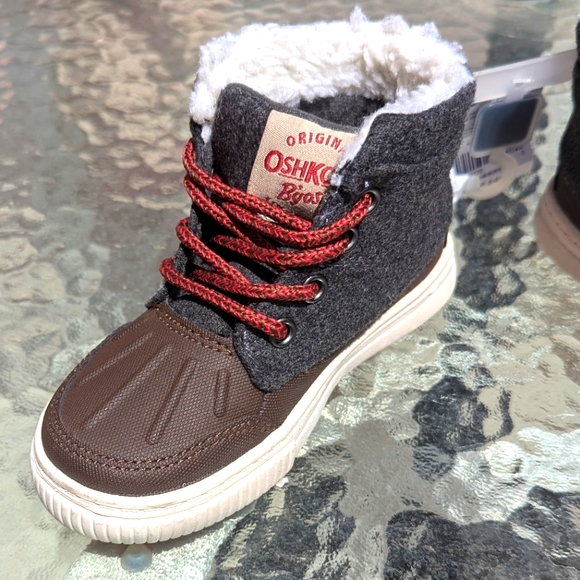 NWT Oshkosh B'Gosh Original Rafferty Duck Style Boot (8) - Picture 3 of 7